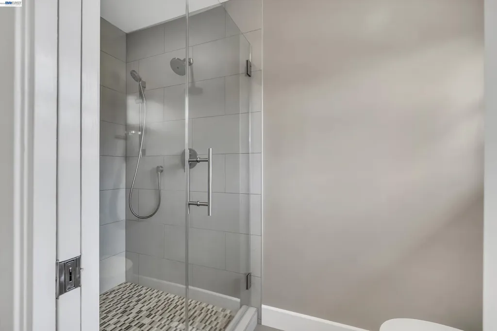 1450 Finley Road Pleasanton CA 94588