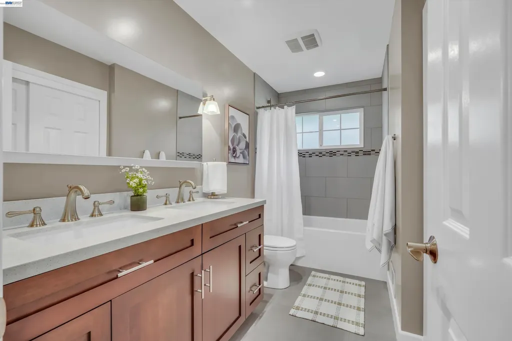 1450 Finley Road Pleasanton CA 94588