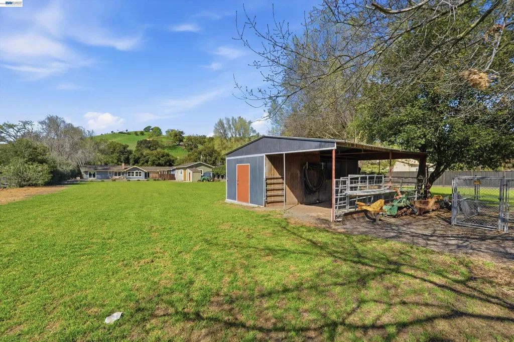 1450 Finley Road Pleasanton CA 94588