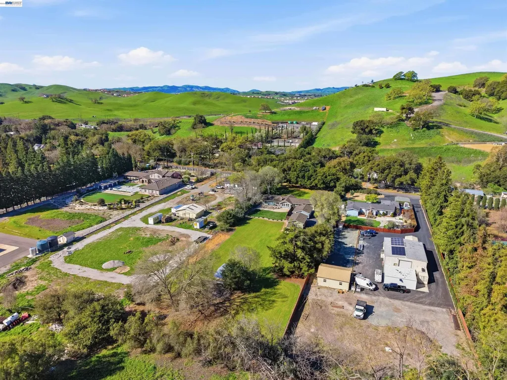 1450 Finley Road Pleasanton CA 94588