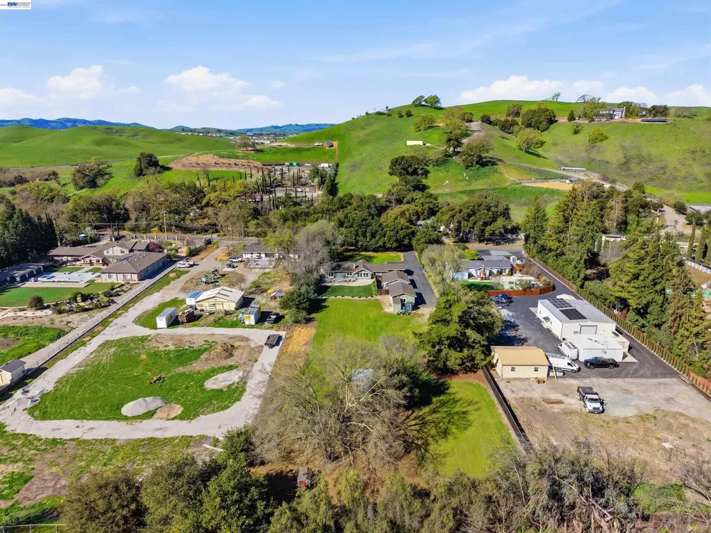 1450 Finley Road Pleasanton CA 94588