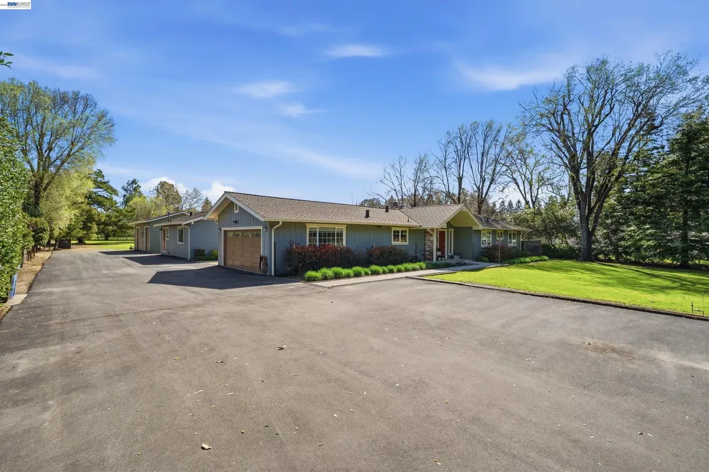 1450 Finley Road Pleasanton CA 94588