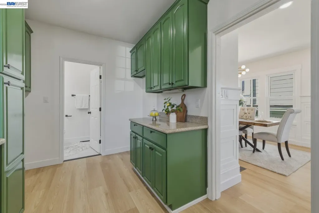 1726 Eagle Avenue Alameda CA 94501