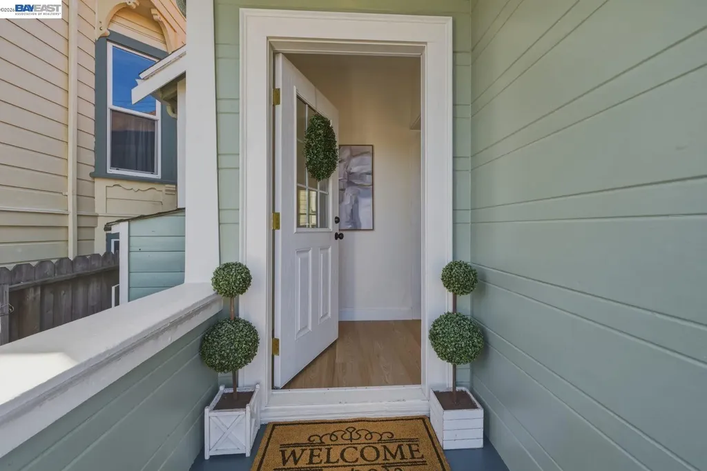 1726 Eagle Avenue Alameda CA 94501