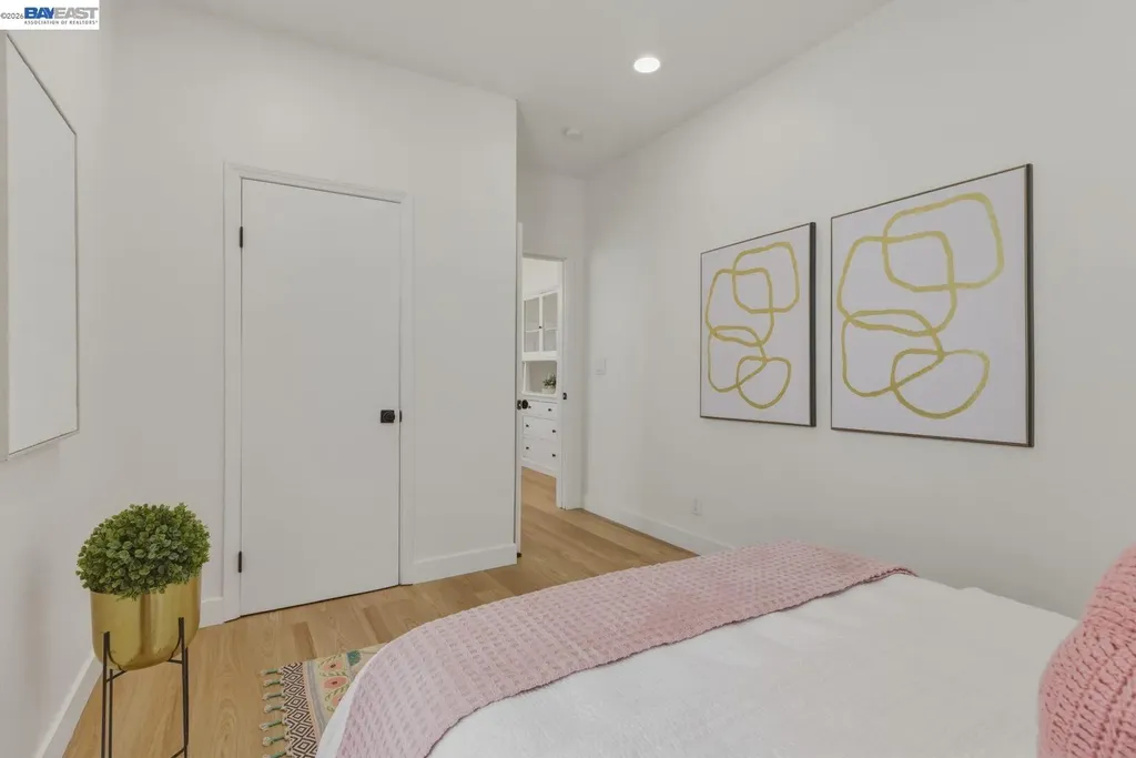 1726 Eagle Avenue Alameda CA 94501