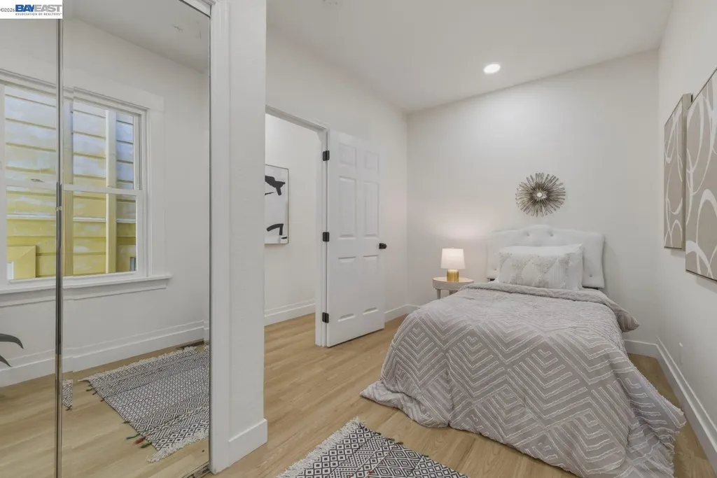 1726 Eagle Avenue Alameda CA 94501