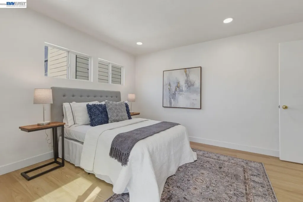 1726 Eagle Avenue Alameda CA 94501