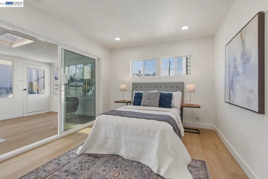 1726 Eagle Avenue Alameda CA 94501