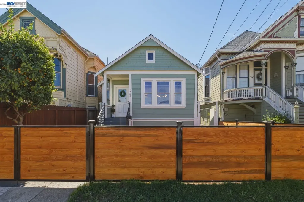 1726 Eagle Avenue Alameda CA 94501