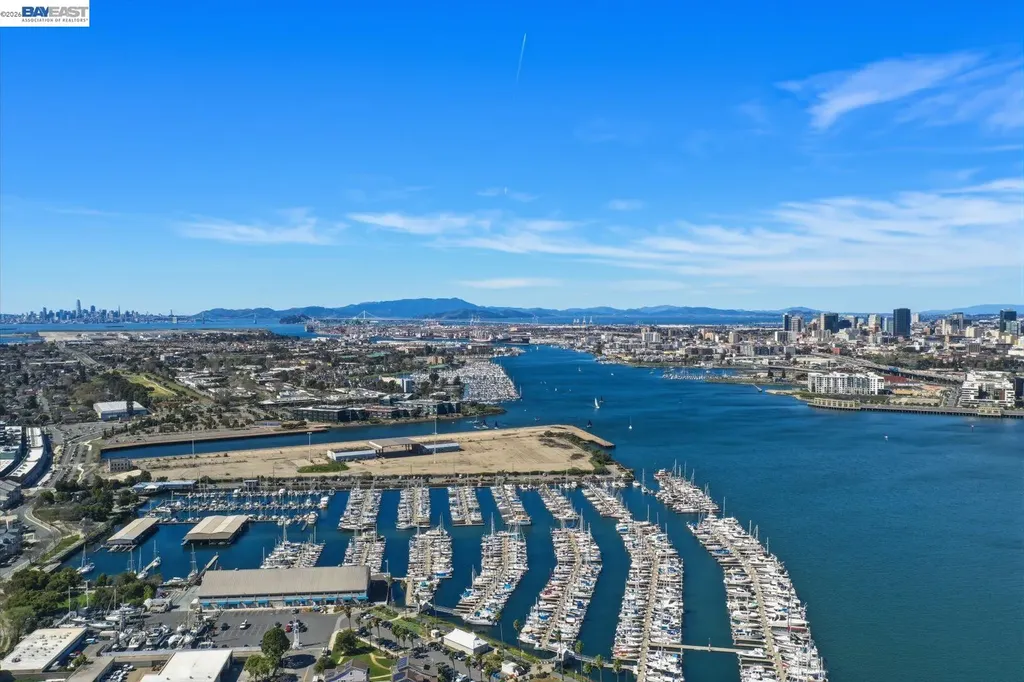 1726 Eagle Avenue Alameda CA 94501