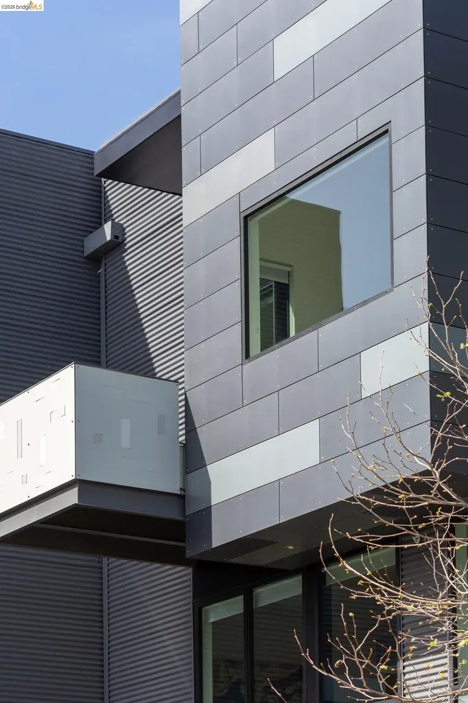 811 Folger Avenue Berkeley CA 94710