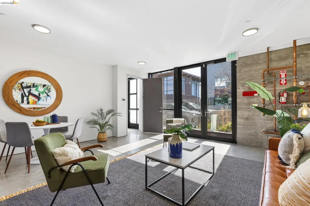 811 Folger Avenue Berkeley CA 94710