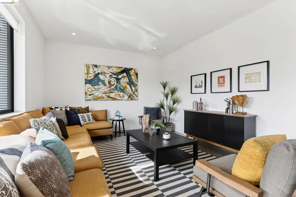 811 Folger Avenue Berkeley CA 94710