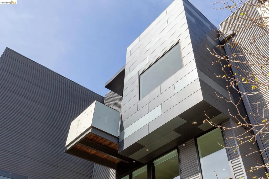 811 Folger Avenue Berkeley CA 94710