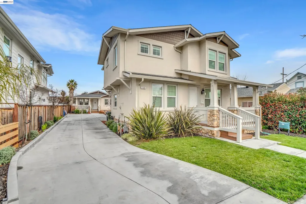 736 P Street Livermore CA 94551