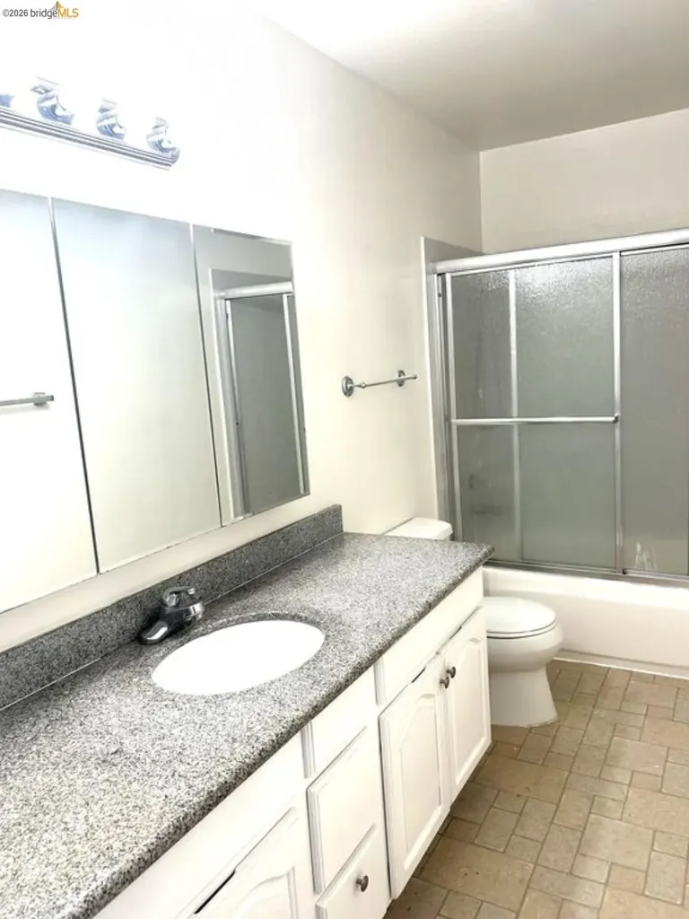 257 Poplar Avenue Hayward CA 94541