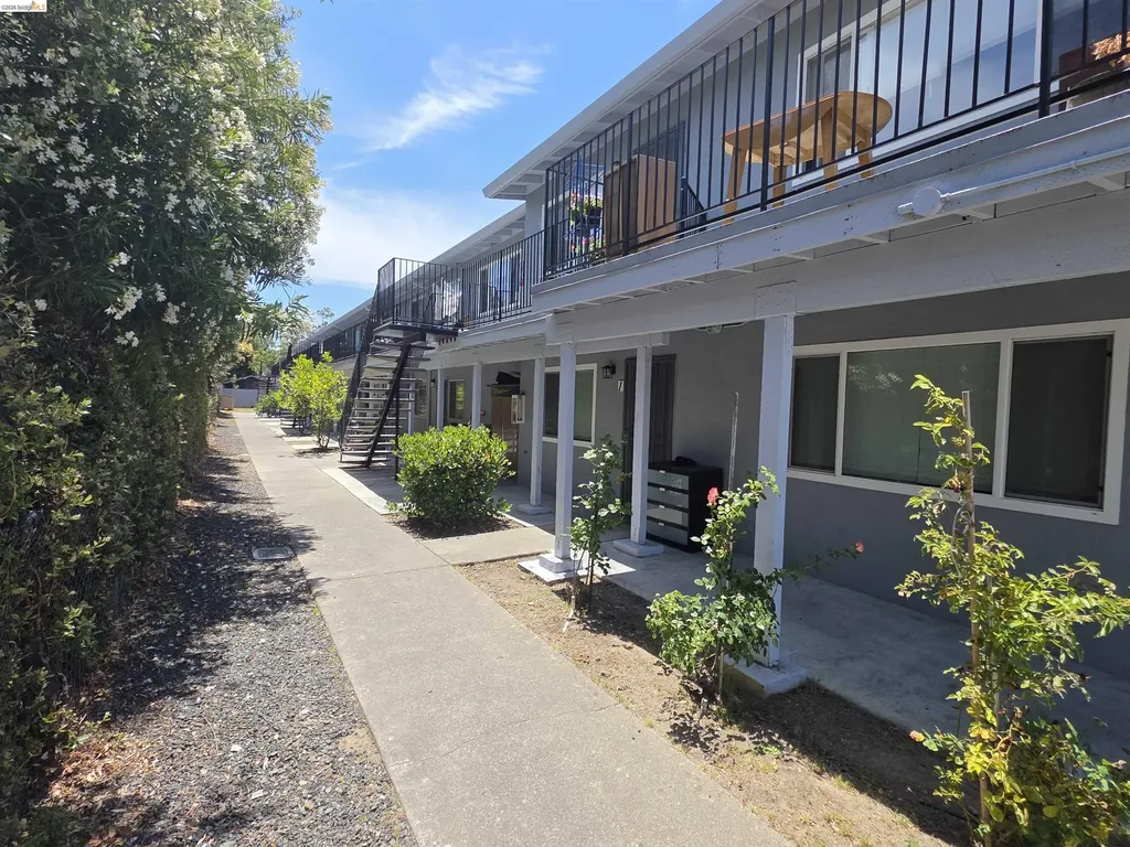 257 Poplar Avenue Hayward CA 94541