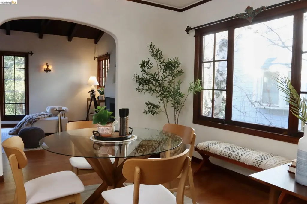 385 Vermont Avenue Berkeley CA 94707