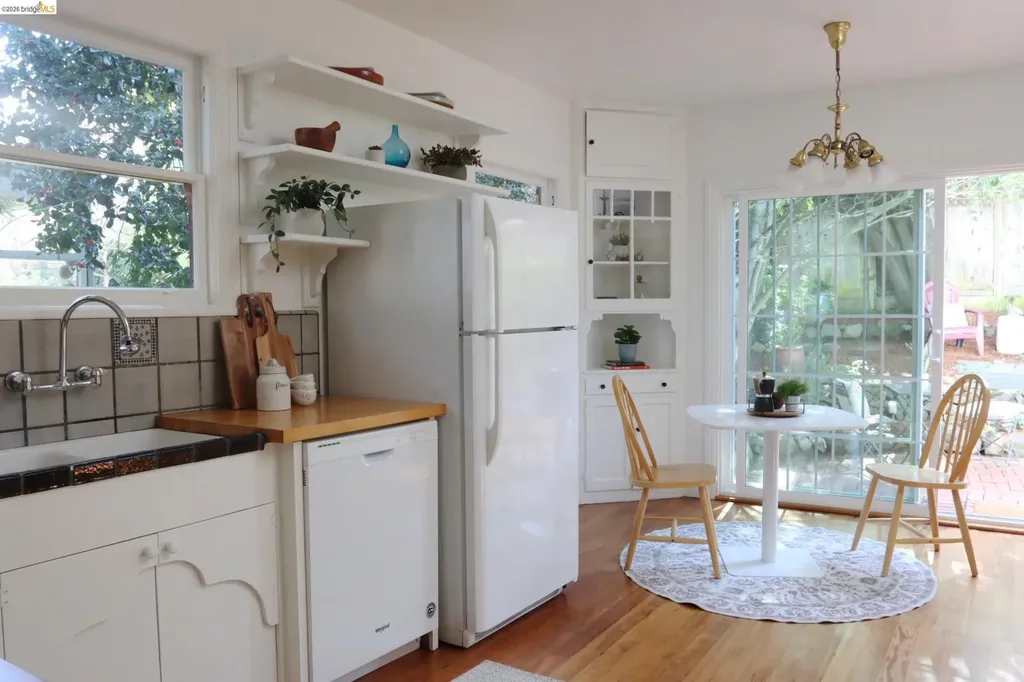 385 Vermont Avenue Berkeley CA 94707