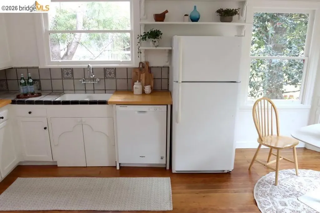 385 Vermont Avenue Berkeley CA 94707