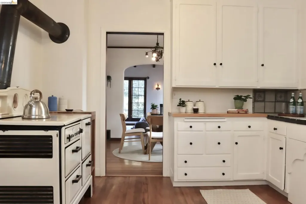 385 Vermont Avenue Berkeley CA 94707