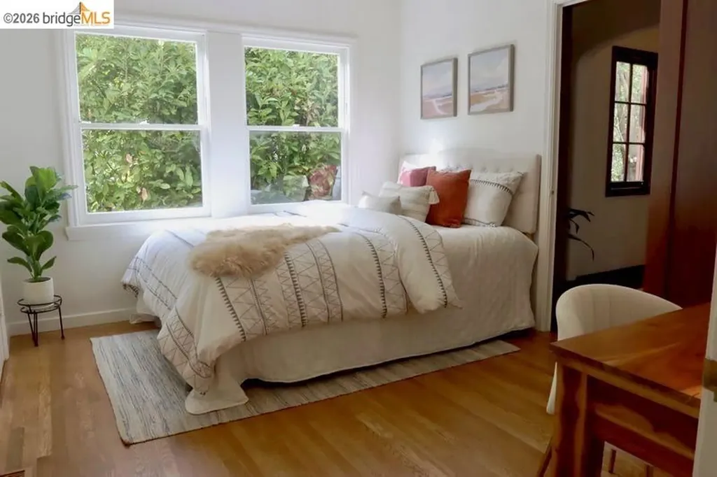 385 Vermont Avenue Berkeley CA 94707