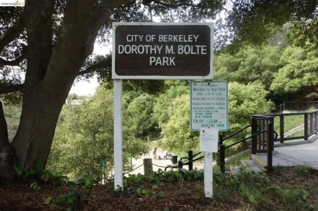 385 Vermont Avenue Berkeley CA 94707