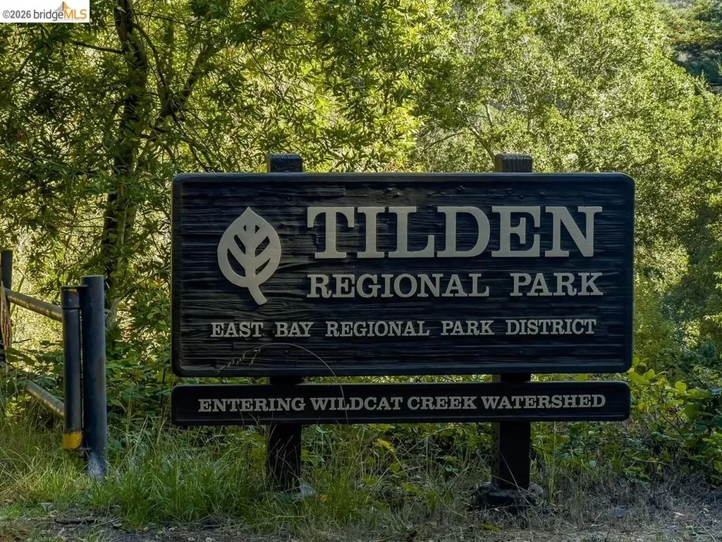 385 Vermont Avenue Berkeley CA 94707