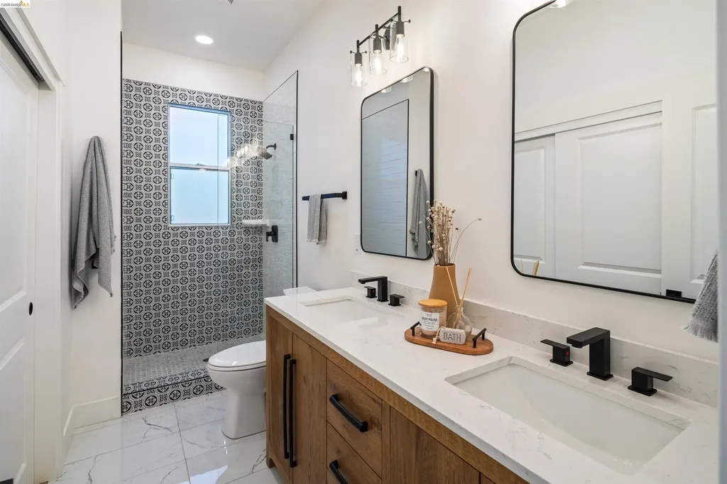 846 Adams Street Albany CA 94706