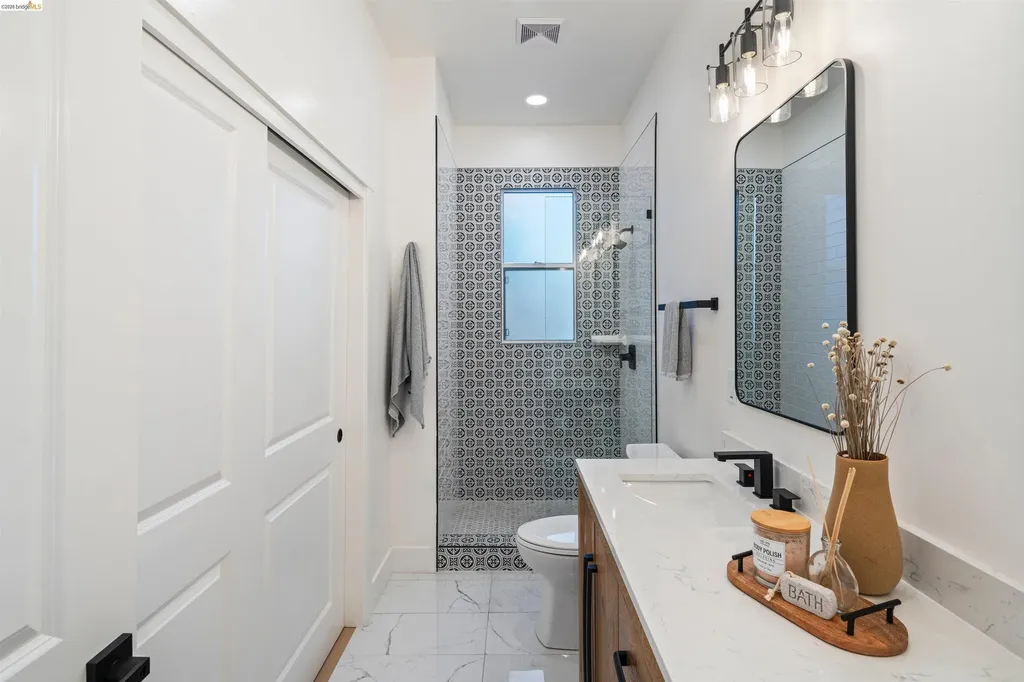 846 Adams Street Albany CA 94706