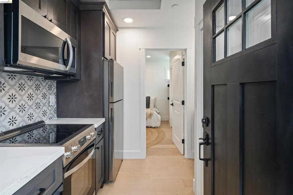 846 Adams Street Albany CA 94706