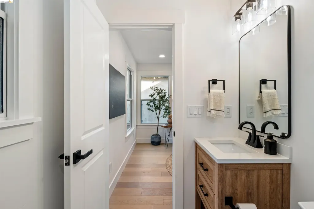 846 Adams Street Albany CA 94706