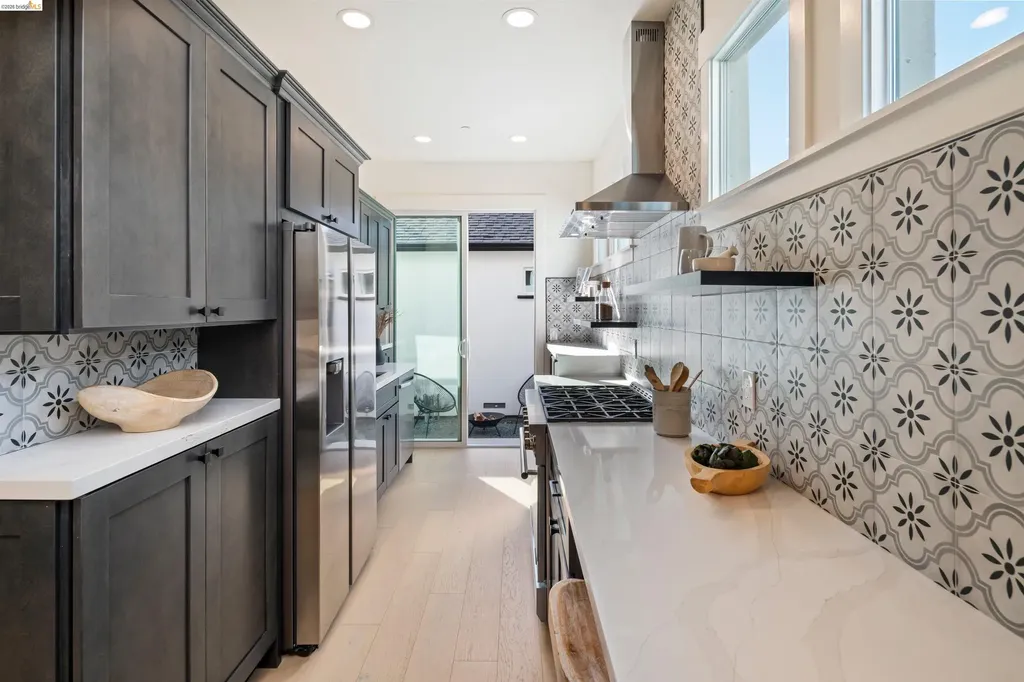 846 Adams Street Albany CA 94706