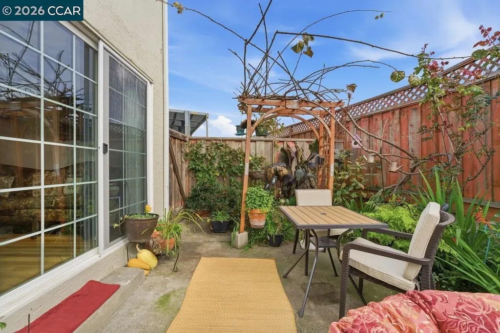 690 Fargo San Leandro CA 94579