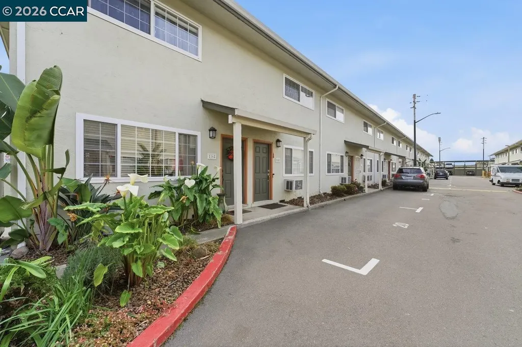 690 Fargo San Leandro CA 94579