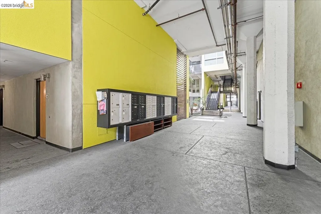 1201 Pine Street Oakland CA 94607