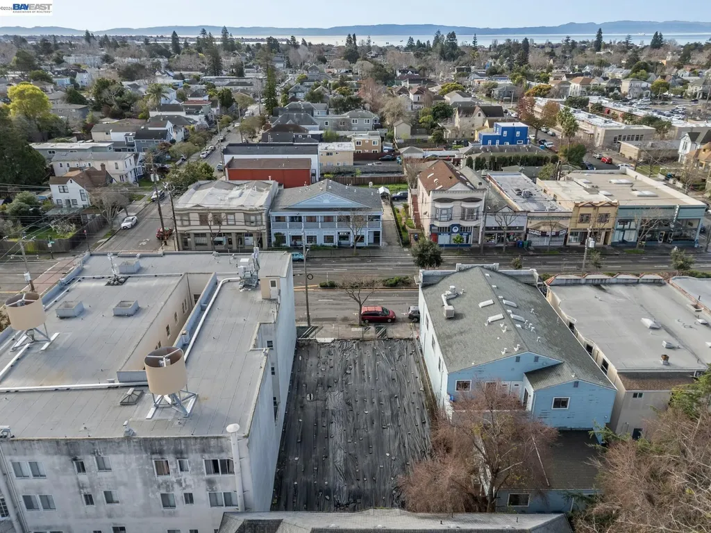 1217 Lincoln Avenue Alameda CA 94501