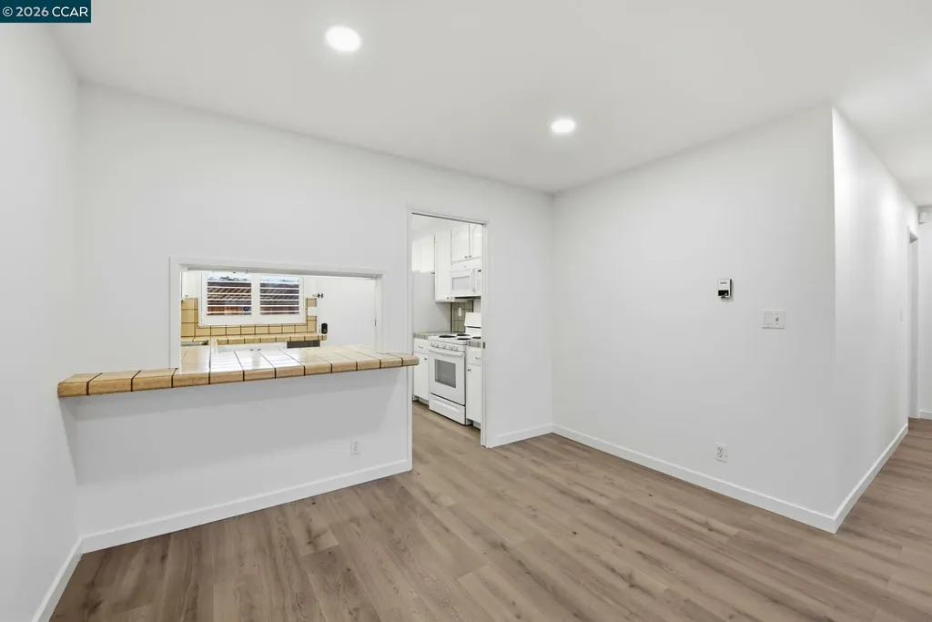 970 Joaquin Avenue San Leandro CA 94577