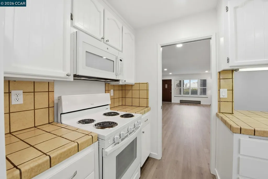 970 Joaquin Avenue San Leandro CA 94577