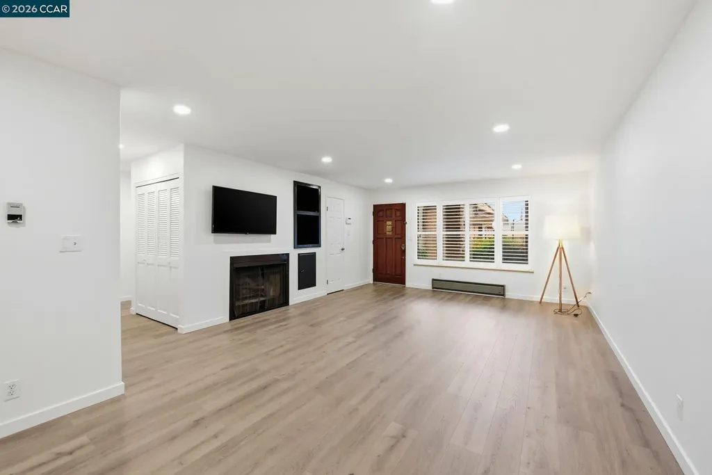 970 Joaquin Avenue San Leandro CA 94577