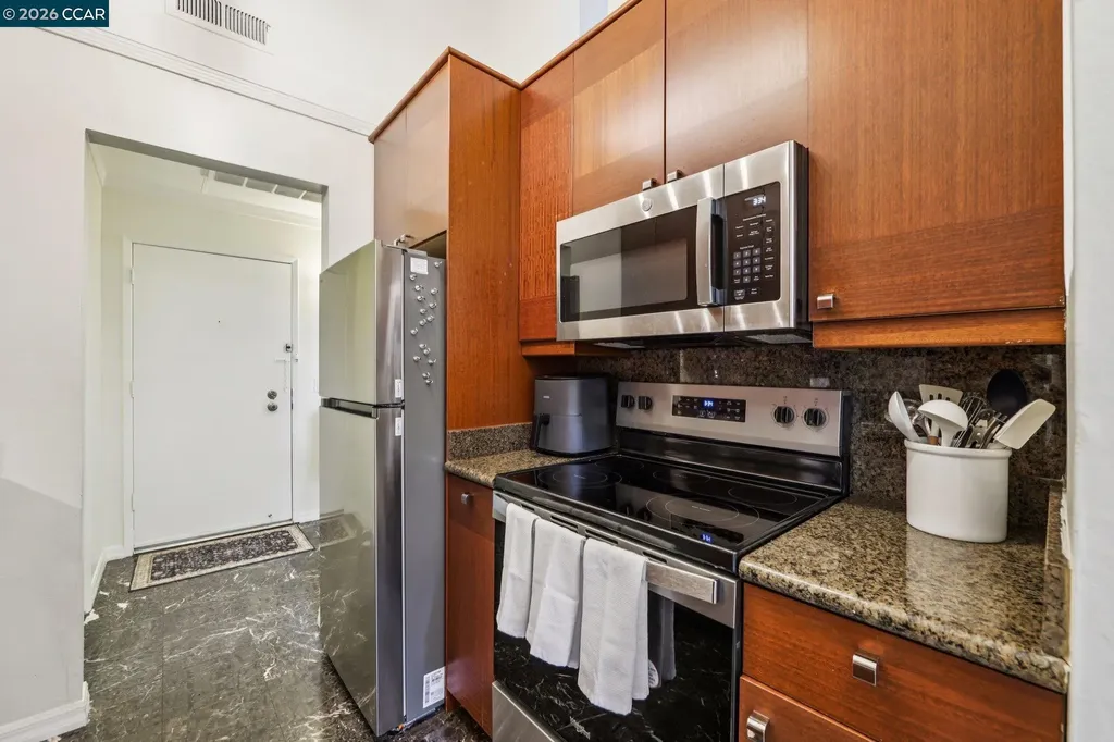 470 Civic Drive #308 Walnut Creek CA 94596