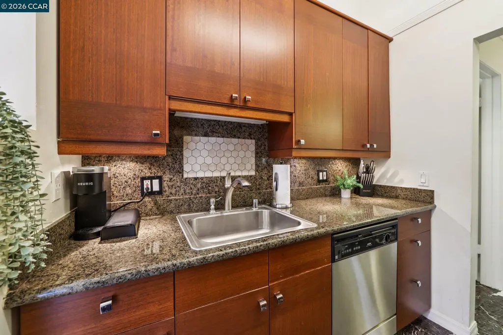 470 Civic Drive #308 Walnut Creek CA 94596