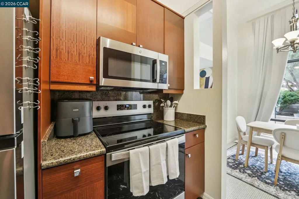 470 Civic Drive #308 Walnut Creek CA 94596