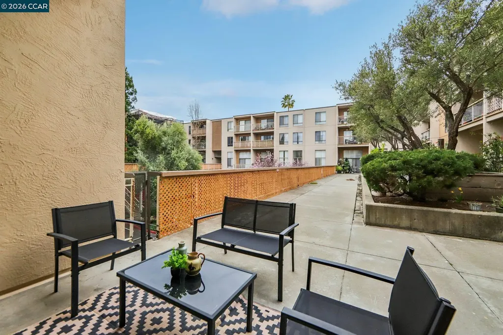 470 Civic Drive #308 Walnut Creek CA 94596