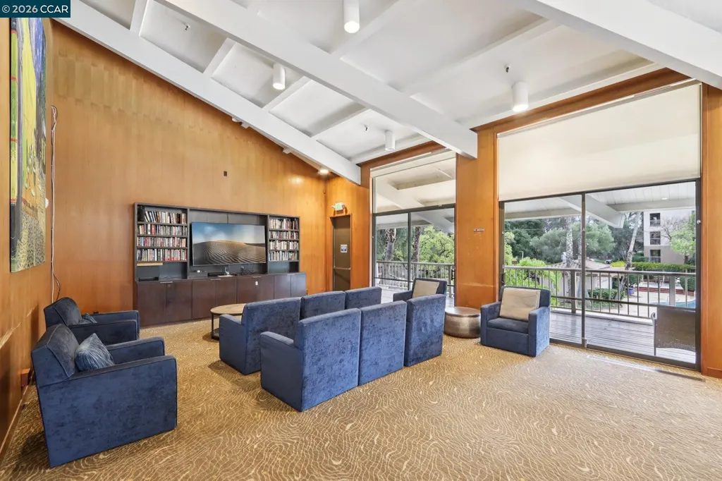 470 Civic Drive #308 Walnut Creek CA 94596