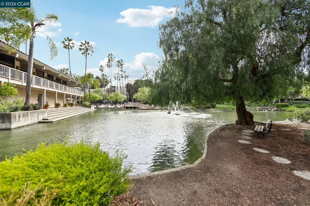 470 Civic Drive #308 Walnut Creek CA 94596