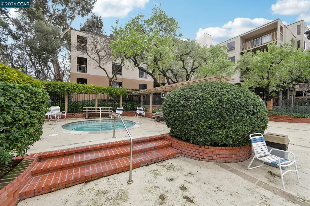 470 Civic Drive #308 Walnut Creek CA 94596