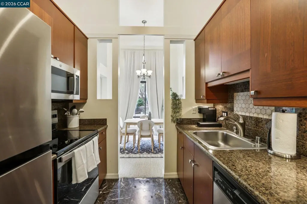 470 Civic Drive #308 Walnut Creek CA 94596