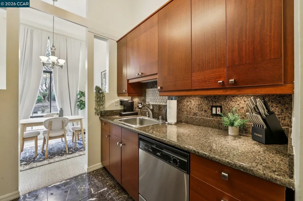 470 Civic Drive #308 Walnut Creek CA 94596
