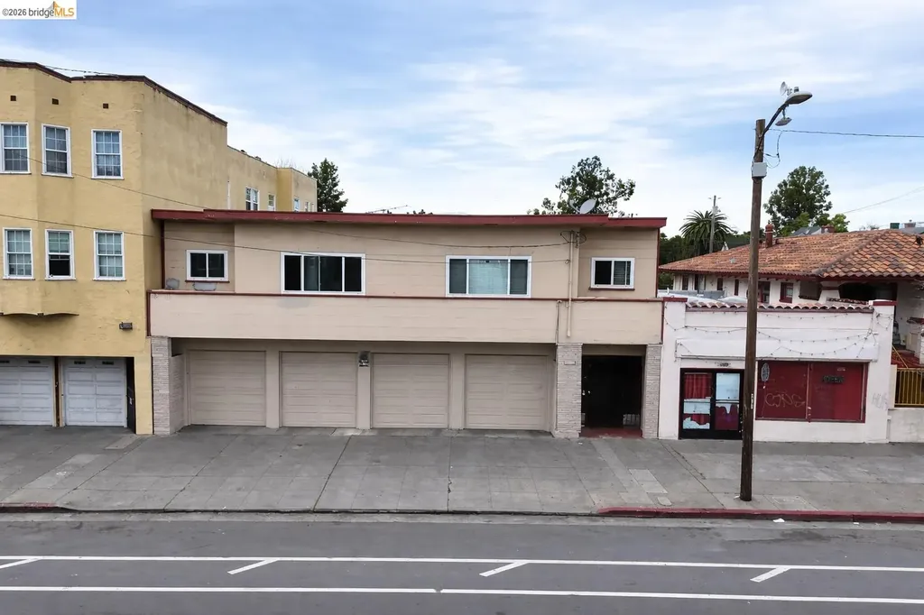1661 Fruitvale Avenue Oakland CA 94601